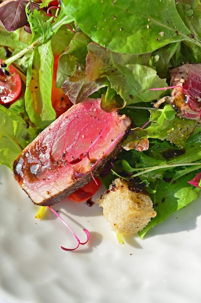  ahi tuna salad with balsamic reduction 