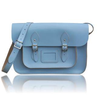 กระเป๋าหนังสี Baby Blue จาก Leather Satchel