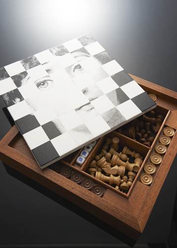 ชุดกระดานหมากรุกฟอร์นาเซตติ (Fornasetti Chess board Set)