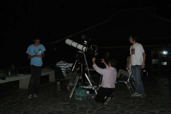 ทีมสมาคมดาราศาสตร์ไทยตั้งกล้องบันทึกภาพดาวเคราะห์น้อยที่เจ็ดคด-โป่งก้อนเส้า สระบุรี