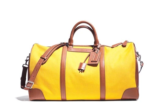 กระเป๋า จาก Coach ราคา31,500 บาท