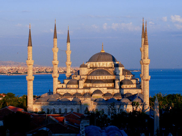Istanbul (ภาพจาก www.iises.net)