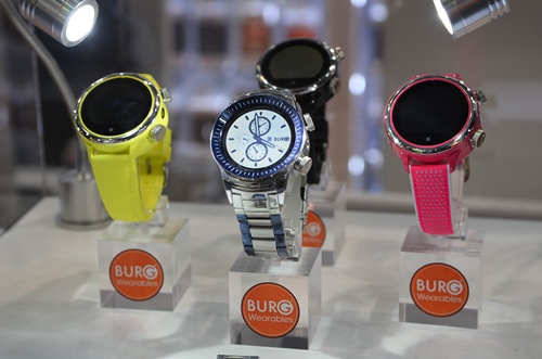 Las Vegas, Nevada, UNITED STATES: Burg smartwatches are dispalyed at the Consumer Electronics Show in Las Vegas Nevada January 7, 2015. The 3G touchscreen Burg smart watch combines fashion with functionality, allowing users to make and receive calls without being linked to a smart phone, and features a built-in SIM-card slot, video camera, micro SD card slot, Bluetooth and GPS. AFP PHOTO/Robyn Beck