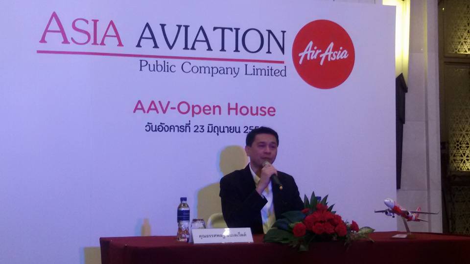 นายธรรศพลฐ์ แบเลเว็ลด์ ประธานเจ้าหน้าที่บริหารสายการบินไทยแอร์เอเชีย และบริษัท เอเชีย เอวิเอชั่น จำกัด (มหาชน) ) หรือ AAV 