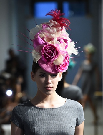 New York, New York, UNITED STATES: A model walks the runway at the Hats By Felicity fashion show during New York Fashion Week Spring 2016 on September 11, 2015 in New York City. Ilya S. Savenok/Getty Images/AFP