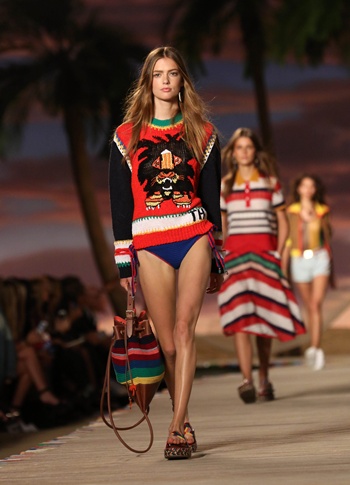 New York, New York, UNITED STATES: A model walks the runway during the Tommy Hilfiger presentation during New York Fashion Week in New York September 14, 2015. AFP PHOTO/Trevor Collens