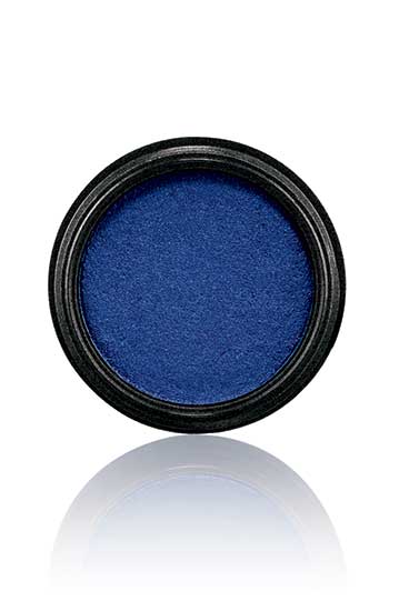 Eyeshadow สี Electric Cool Switch to Blue ราคา 1,350 บาท จาก M.A.C