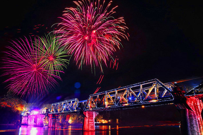 บรรยากาศงานสัปดาห์สะพานข้ามแม่น้ำแควปีที่ผ่านๆมา(ภาพ : โรงแรม ยู อินจันทรี กาญจนบุรี)