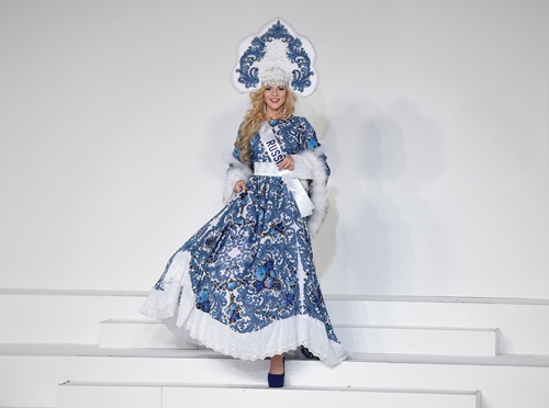 Tokyo, Tokyo, JAPAN: Miss Russia Valeria Kufterina displays her national costume during the Miss International beauty pageant in Tokyo on November 5, 2015. Representatives from 70 countries and regions are taking part in the beauty pageant. AFP PHOTO/Toru Yamanaka