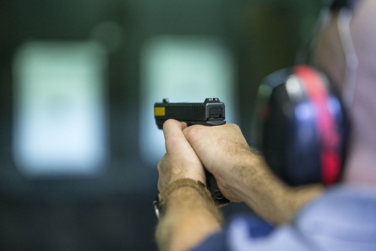 A father accidentally shot and killed his 14-year-old son at a Florida gun range on Sunday, police said. -- Photo: AFP
