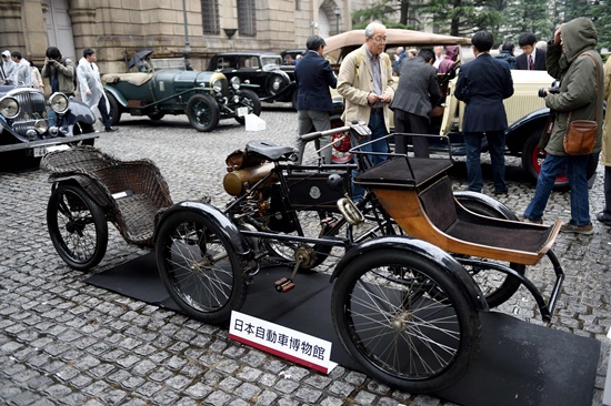 Tokyo: A 1899 De Dion-Bouton vintage car is on display during the Japan Classic Automobile 2016 event in Tokyo on April 3, 2016. Total of 32 vintage cars are participated in the event around the Nihombashi shopping districts in Tokyo. AFP/Toshifumi Kitamura