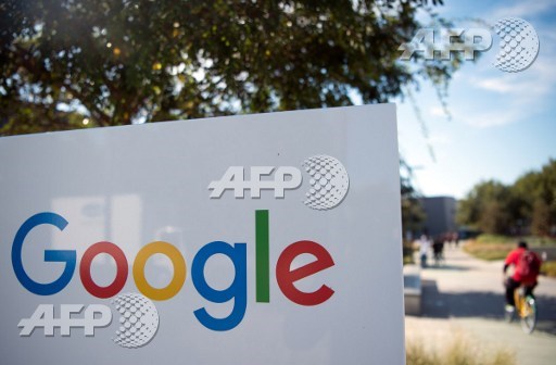 YouTube on Monday said that a billion hours of video is being watched daily at the Google-owned online viewing venue in big milestone for the service. -- Photo: AFP