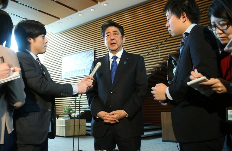 นายกรัฐมนตรี ชินโซ อาเบะ ให้สัมภาษณ์เช้าวันนี้ (6 ก.พ.) กรณีเกาหลีเหนือยิงขีปนาวุธมาตกในเขตเศรษฐกิจจำเพาะของญี่ปุ่นถึง 3 ลูก