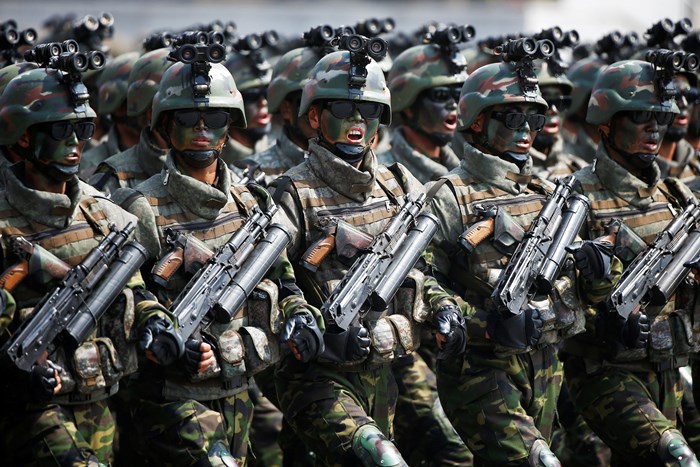 <i>แถวของทหารหน่วยรบพิเศษเกาหลีเหนือ ในงานสวนสนามเมื่อวันเสาร์ (15 เม.ย.) </i>