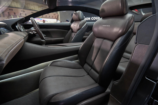 ภายในห้องโดยสารของ Vision Coupe Concept ที่เน้นความเรียบง่าย แต่ดูหรูและสวยสปอร์ต