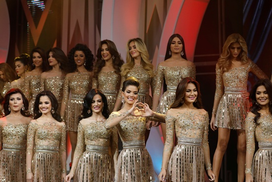 Contestants take part in Miss Venezuela 2017 pageant in Caracas, Venezuela November 9, 2017. REUTERS/Marco Bello