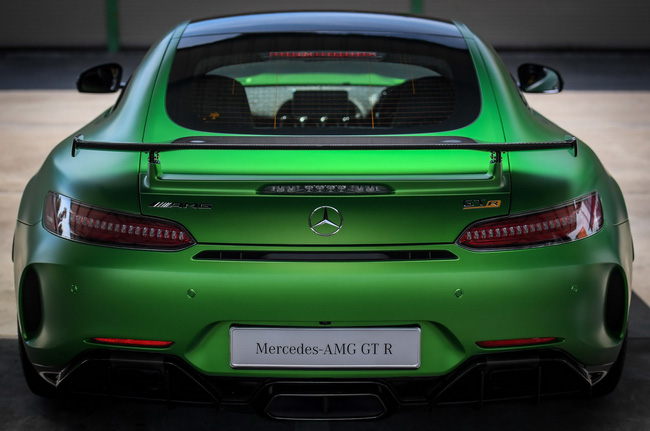 Mercedes-AMG GT R