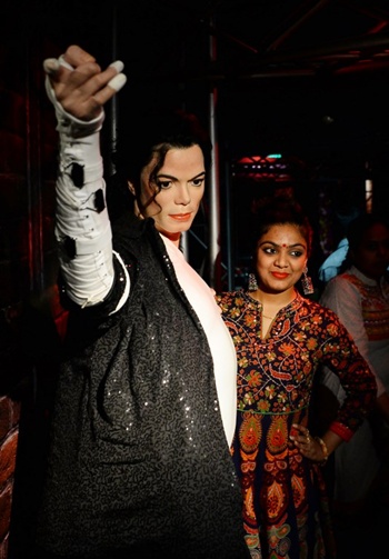 The king of pop will be honored in Motown with a street named Michael Jackson Avenue, officials announced on Thursday in Detroit. -- Photo: AFP