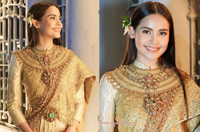 งดงามเกินบรรยาย “ญาญ่า อุรัสยา” สวมชุดไทยสีทองสุดอลังออกงานอุ่นไอรัก