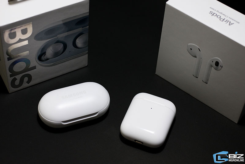 Review : Apple AirPods 2 ปะทะ Galaxy Buds