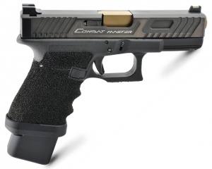 Glock 19 (TTI Combat Master Package) : ใช้กระสุนขนาด 9 ม.ม. เป็นที่ปืนโซเฟียใช้ในฉากกาซาบล็องกา 