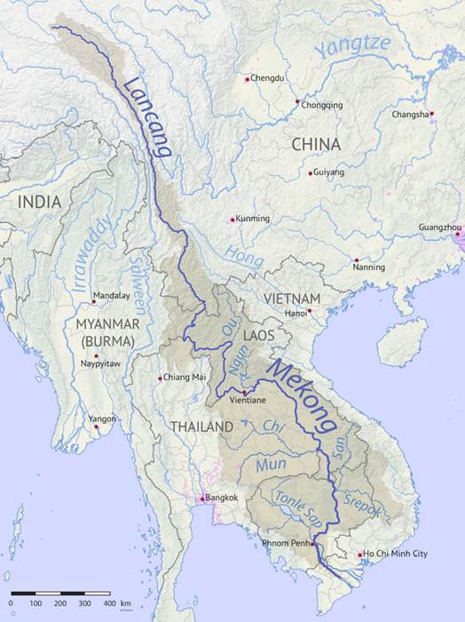 ภาพแผนที่แสดงแม่น้ำโขงความยาวเกือบ5,000 กิโลเมตร ผ่านจีน เมียนมาร์ ลาว ไทย กัมพูชา และเวียดนาม สำหรับแม่น้ำโขงตอนบนช่วงที่ไหลผ่านเขตแดนจีนมีชื่อเรียกว่าแม่น้ำหลันชาง หรือล้านช้า (Lancang)  (เครดิตภาพ Wikipedia)