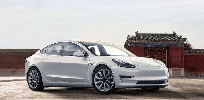 Tesla ลุยขุดทองตลาดรถ EV ในจีน หั่นราคา Model 3,  8 % พร้อมส่งมอบ Model Y ปีหน้า