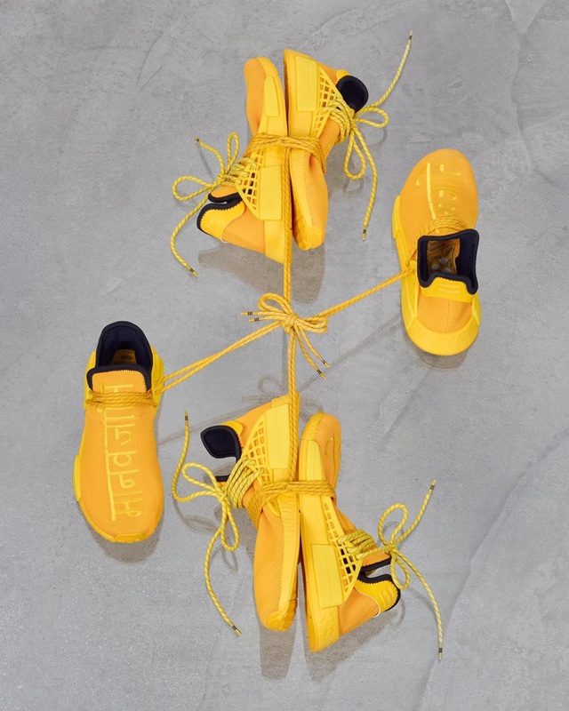 รองเท้ารุ่น adidas x Pharrell Williams