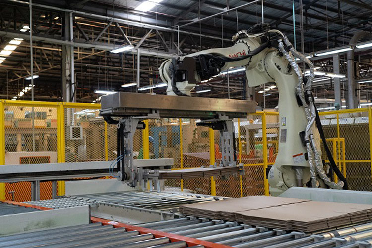 SCGP ใช้ระบบ Automation ควบคุมการผลิตในโรงงาน