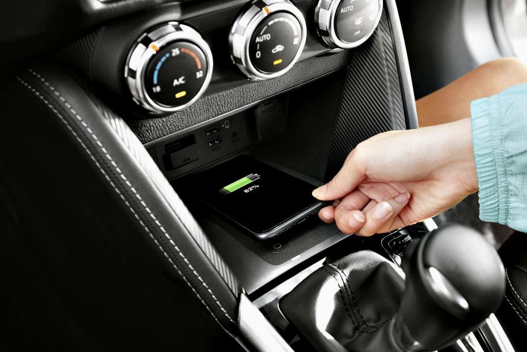  อุปกรณ์ชาร์จไฟแบบไร้สาย Wireless Charger รองรับระบบ Wireless Apple CarPlay? และ Android Auto?