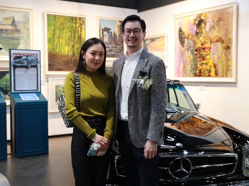 บลูพอร์ตเปิดตัว The Gallery Hua Hin ชวนคนดังชมงานศิลป์และรถหายาก