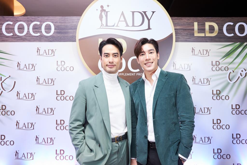 Photo Gallery 2 พระเอกหุ่นแซ่บ “บอย ปกรณ์ - เคน ภูภูมิ” ร่วมงานเปิดตัว ...