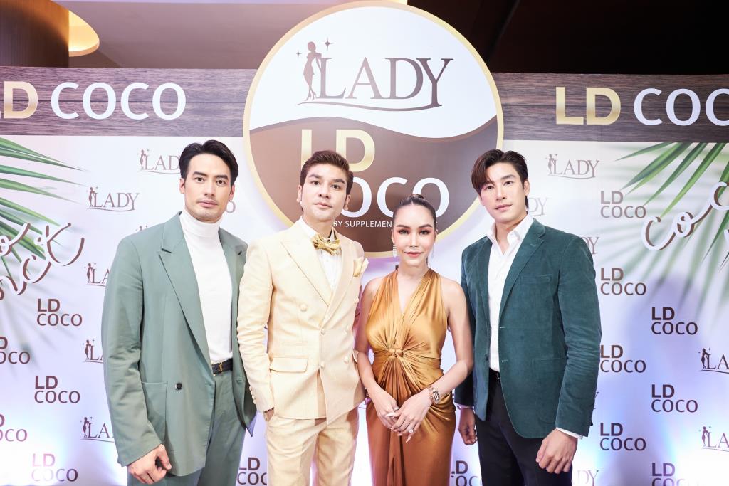 Photo Gallery 2 พระเอกหุ่นแซ่บ “บอย ปกรณ์ - เคน ภูภูมิ” ร่วมงานเปิดตัว ...