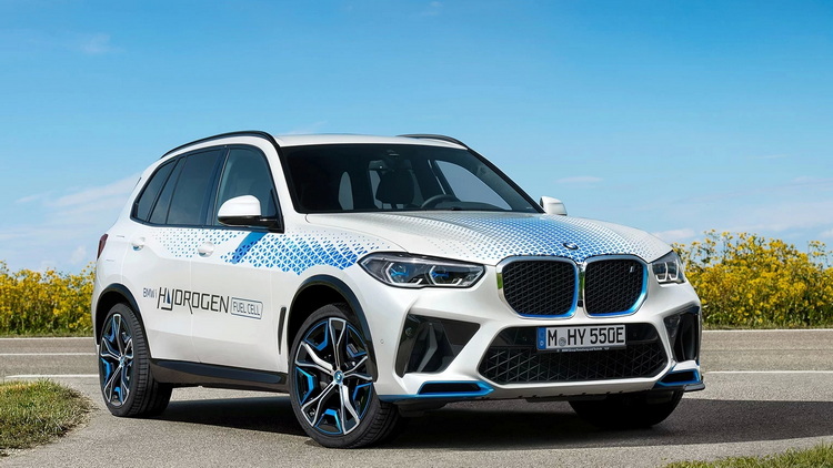 2021 BMW iX5 Hydrogen