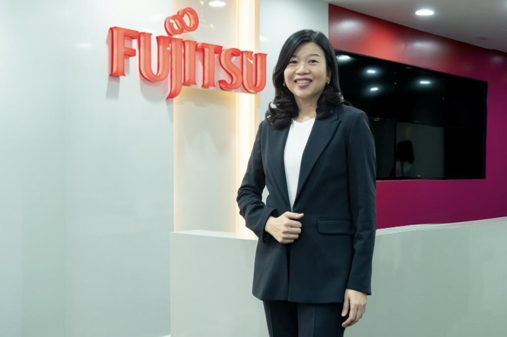 “ฟูจิตสึ” พร้อมพลิกโฉมอนาคตธุรกิจ: ภารกิจสำคัญของ CIO จากการเป็น “ผู้เปิดใช้งานระบบ” สู่การเป็น “ผู้นำ” ในปี 2568