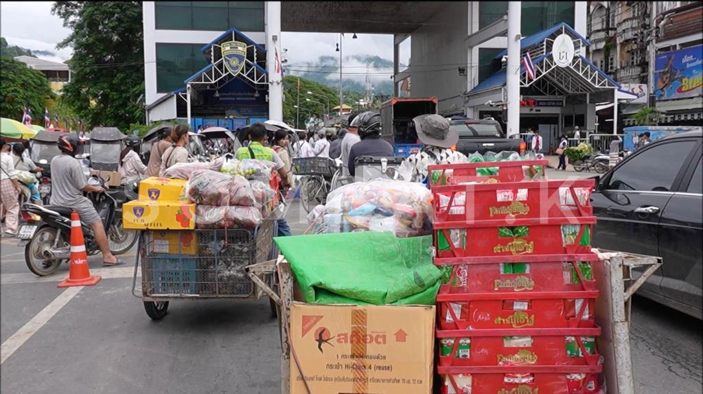 พม่าทะลักแห่เข้าแม่สาย!หลังเมียนมาระงับนำเข้าสินค้าไทย จนข้าวปลาอาหารแพงระยิบ 2 เท่าตัว