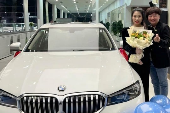 ทนเห็นลูกน้องลำบากไม่ไหว! บอสจีนเปย์หนัก แจก BMW ให้พนักงาน เผยอยากให้เดินทางสบาย ไม่ต้องฝ่าลมหนาว