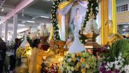 พระบาทสมเด็จพระเจ้าอยู่หัว โปรดเกล้าฯ สมาคมส่งเสริมการเลี้ยงไก่แห่งประเทศไทยในพระบรมราชูปถัมถ์ ถวายผ้าพระกฐินพระราชทาน