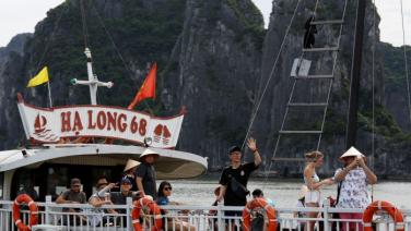 เวียดนามเฮ! เตรียมเปิดบ้านรับนักท่องเที่ยวจีนสัปดาห์หน้า หลังแดนมังกรเพิ่มชื่อประเทศจัดกรุ๊ปทัวร์
