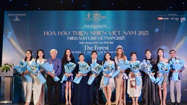 “แพม-ลิตา” สร้างชื่อบนเวที Miss Nature Vietnam      ร่วมเฟ้นหาสาวงามระดับประเทศรณรงค์อนุรักษ์ธรรมชาติ