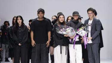 แรงต่อเนื่องกับวันที่สามของ “Siam Paragon Bangkok International Fashion Week 2023” (BIFW2023) จากแบรนด์ดีไซเนอร์ระดับไอคอนของไทย