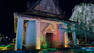 วัดเก่าแก่ใน อ.ขลุง จ.จันทบุรี พร้อมจัดงานลอยกระทงรอบโบสถ์อายุกว่า 400 ปี กราบไหว้สิ่งศักดิ์สิทธิ์คู่บ้านคู่เมือง
