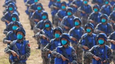กองทัพจีนจัดซ้อมรบใกล้ชายแดนพม่าหลังเกิดเหตุไฟไหม้ขบวนรถสินค้า