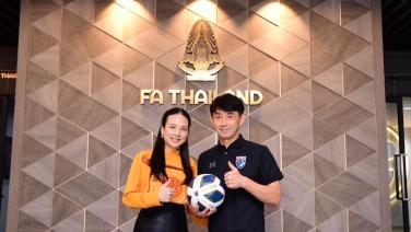 "นายกฯแป้ง" เพิ่มมิติใหม่ให้ทีมชาติไทย ไลฟ์สดประกาศชื่อ 23 นักเตะ "ช้างศึก" คัดบอลโลก