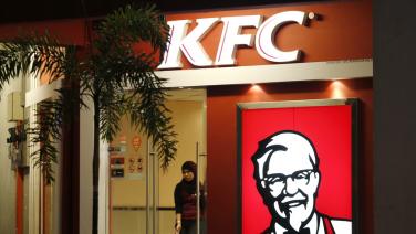 บอยคอตทำพิษ! KFC ทุนหายกำไรหด ปิดตัวกว่า 100 สาขาใน ‘มาเลเซีย’