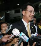 “ธีรภัทร์” แนะ “แม้ว” กลับมาสู้คดี พร้อมการันตีความปลอดภัย