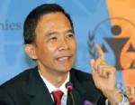 “สุวัจน์” เกิดครบ 53 ปี สุขใจเมียเป็น รมต.เชื่อ “หมัก” พาไปรอด