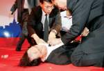 “มิ่งขวัญ” วูบ! ล้มทั้งยืนคาเวทีโชว์วิชัน