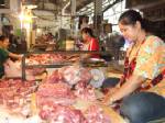 เขียงหมูตลาดสดบุรีรัมย์ได้รับผลกระทบปิดตัวแล้ว 7 ราย