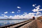 จีนใช้ทางรถไฟชิงไห่-ทิเบตเคลื่อนพลสู่ลาซา